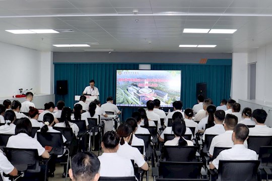 田东县中医医院隆重举办2023级中医类别助理全科医生规范化培训学员结业典礼暨表扬会