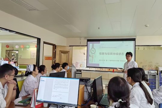 名中医八桂行|广西中医药大学第一附属医院儿科专家赴田东县中医医院开展暖心义诊与学术指导