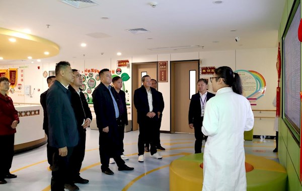 市人大调研组莅临田东县中医医院儿童康复科调研指导