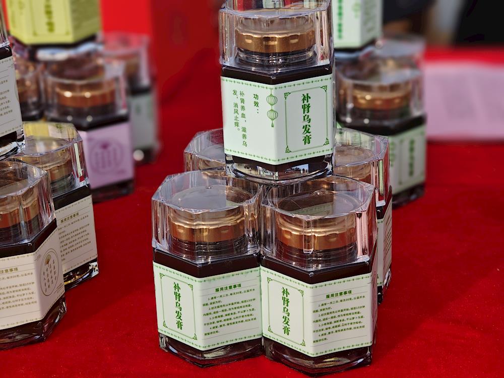 e4b60feff3a04dbba9a6a5bbcfde021a.jpg e4b60feff3a04dbba9a6a5bbcfde021a.jpg