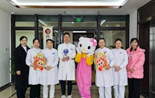 金蛇献瑞迎新春　护理部慰问暖人心