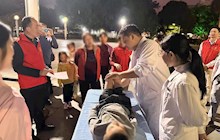 关爱“星星的孩子” ——我院开展“世界自闭症日”义诊活动