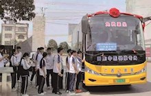 筑牢健康基石 护航青春成长——我院“健康公交”助力学生体检畅通无阻